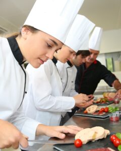 EFFOR SKILLS - CAP/BEP - Employé.e polivalent.e en restauration